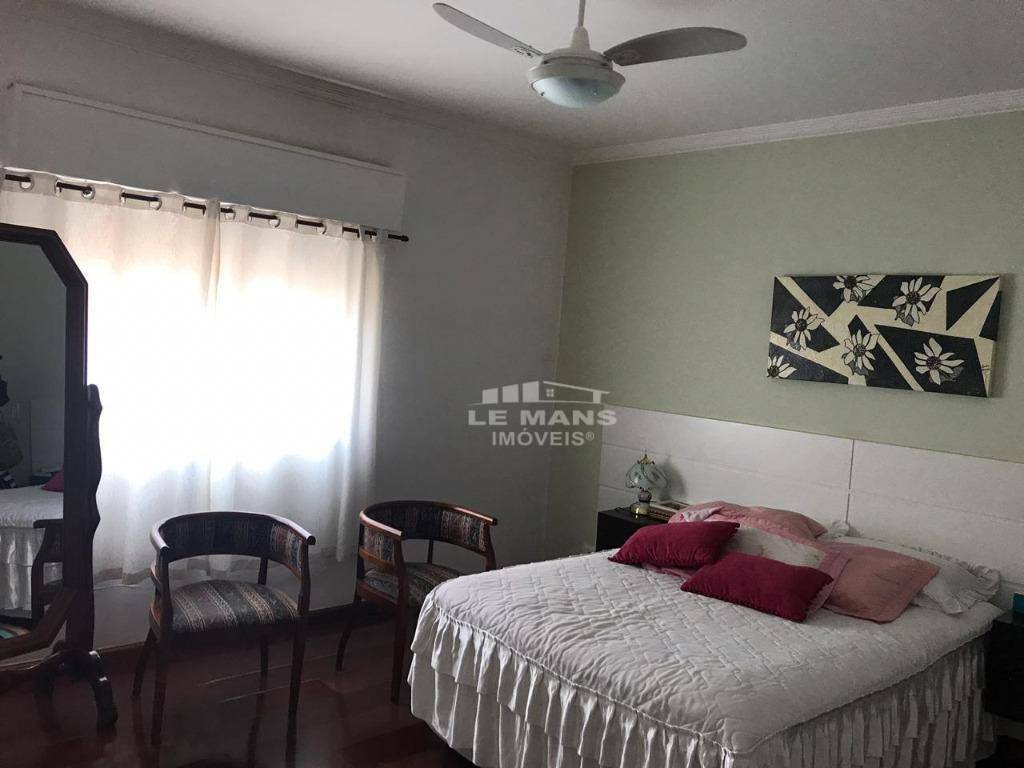 Apartamento à venda com 3 quartos, 156m² - Foto 13