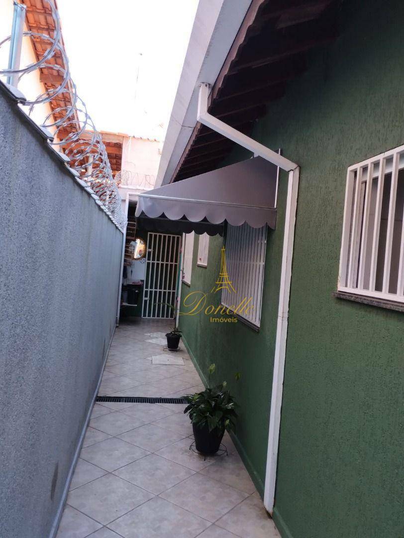 Casa à venda com 2 quartos, 65m² - Foto 2