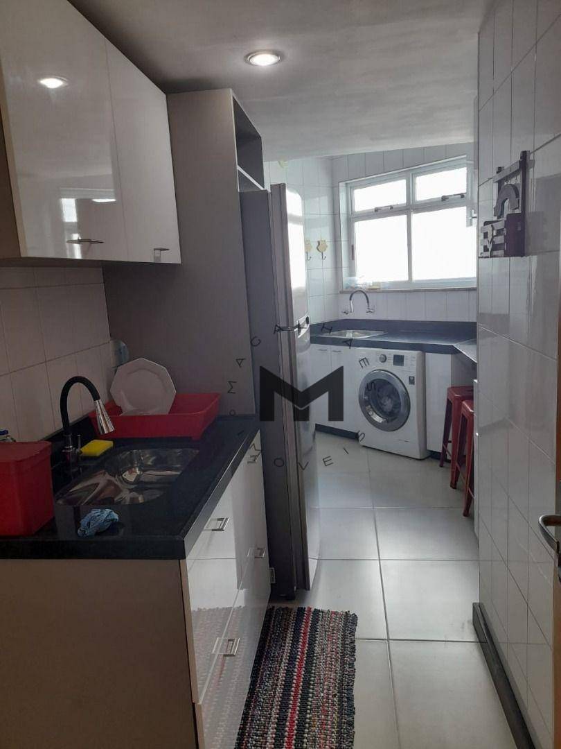 Apartamento à venda com 2 quartos, 70m² - Foto 9