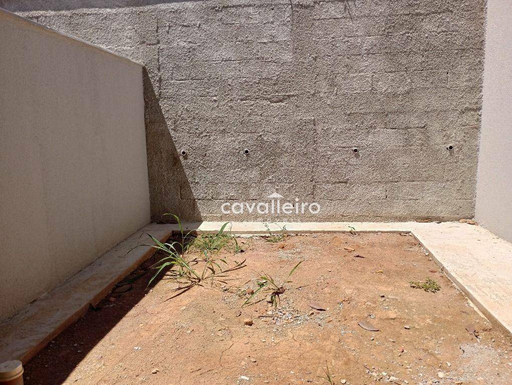 Casa à venda com 2 quartos, 76m² - Foto 24
