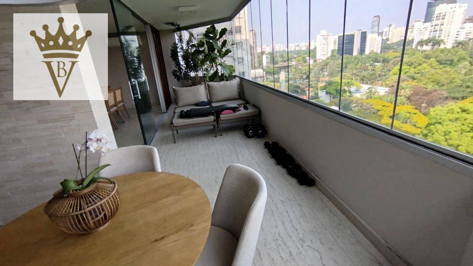 Apartamento para alugar com 4 quartos, 271m² - Foto 3