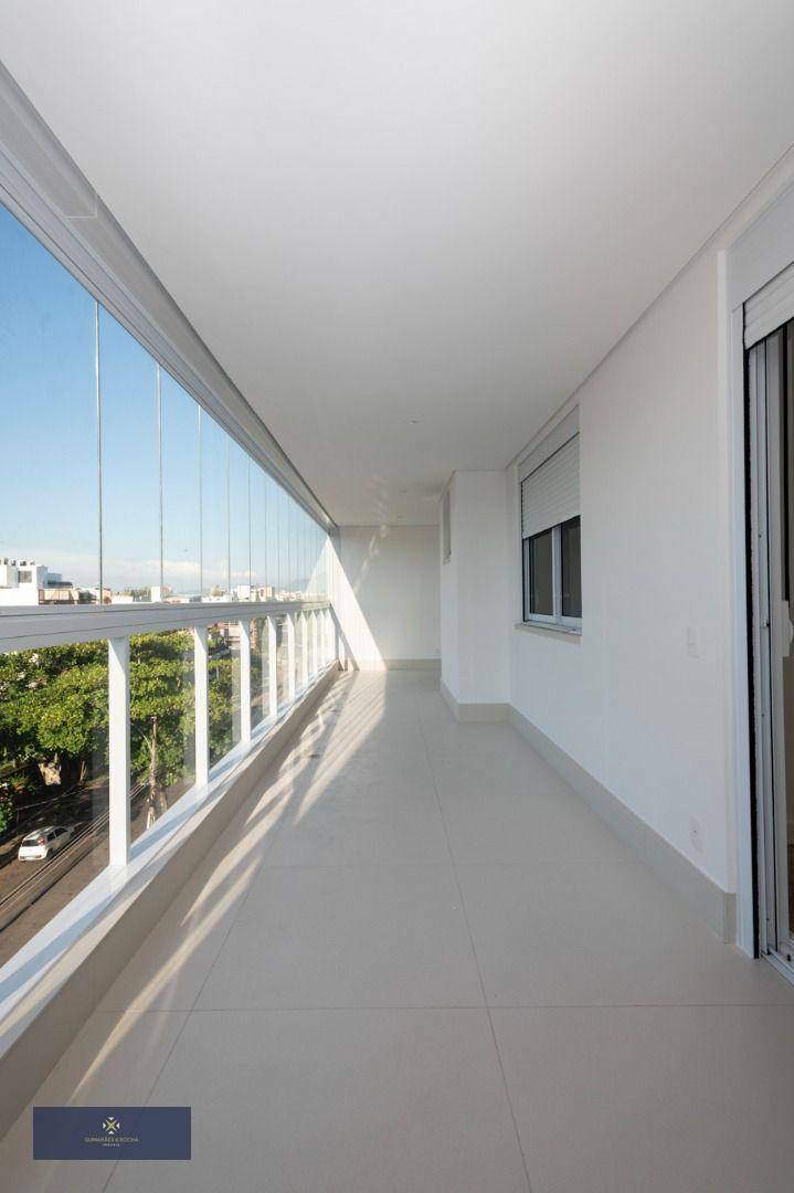 Apartamento à venda com 3 quartos, 138m² - Foto 11