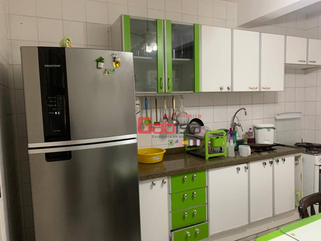 Apartamento à venda com 3 quartos, 105m² - Foto 7