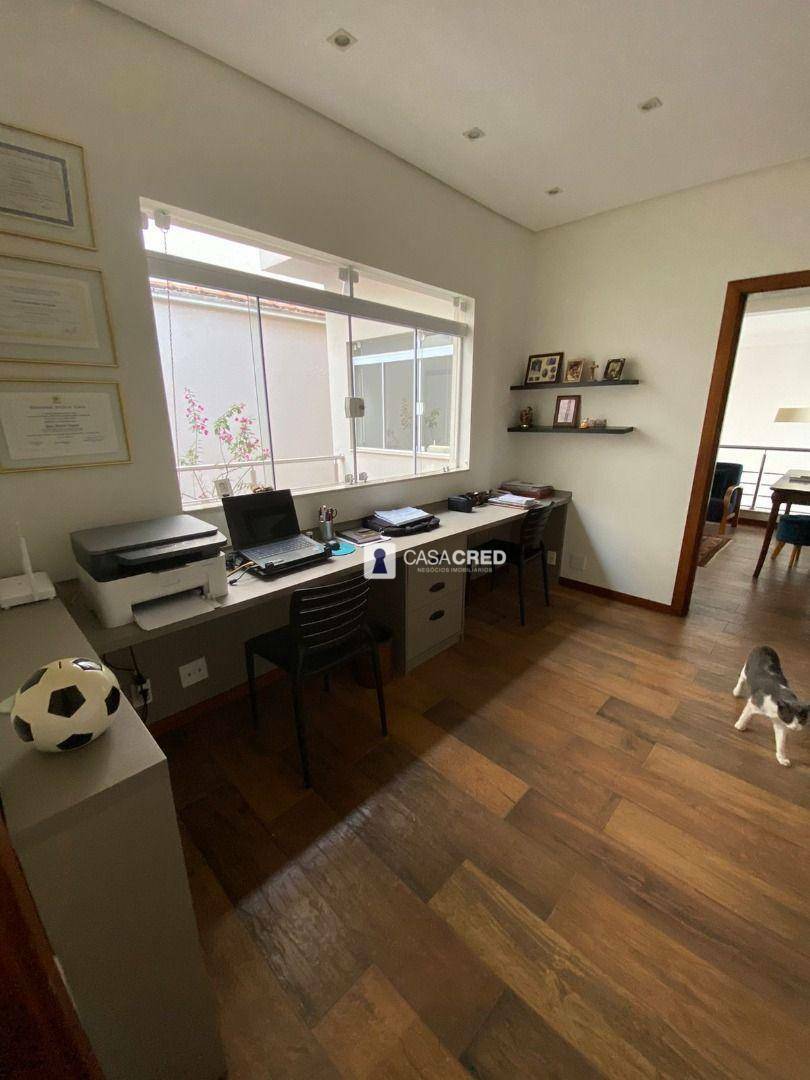 Casa à venda com 3 quartos, 300m² - Foto 15