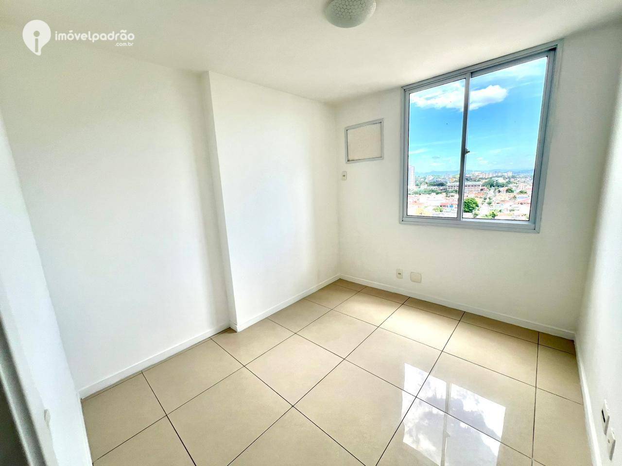 Apartamento para alugar com 4 quartos, 106m² - Foto 10