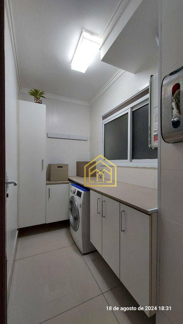 Apartamento à venda com 3 quartos, 123m² - Foto 13