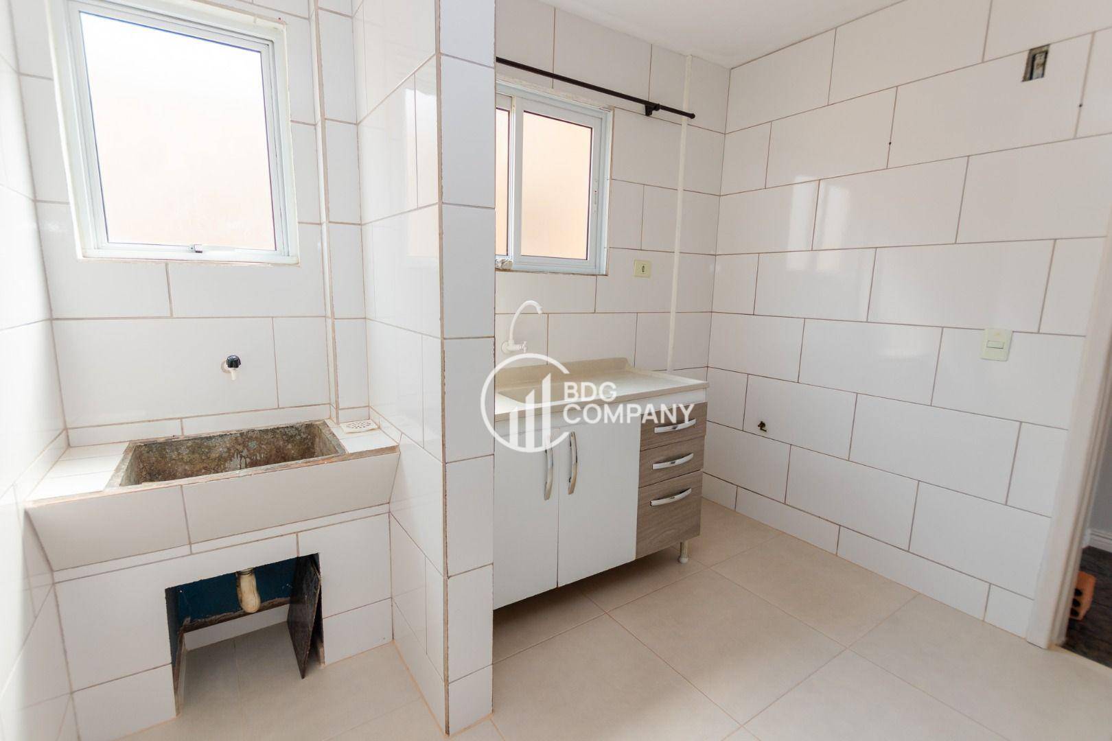 Apartamento à venda com 3 quartos, 49m² - Foto 4