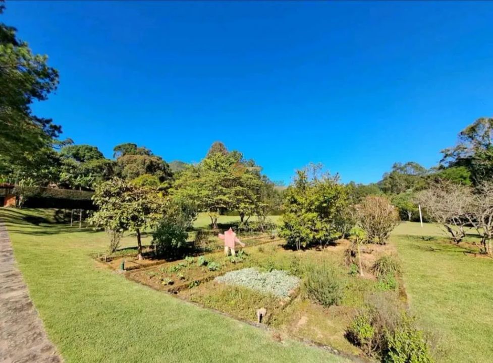 Casa de Condomínio à venda com 4 quartos, 300m² - Foto 10