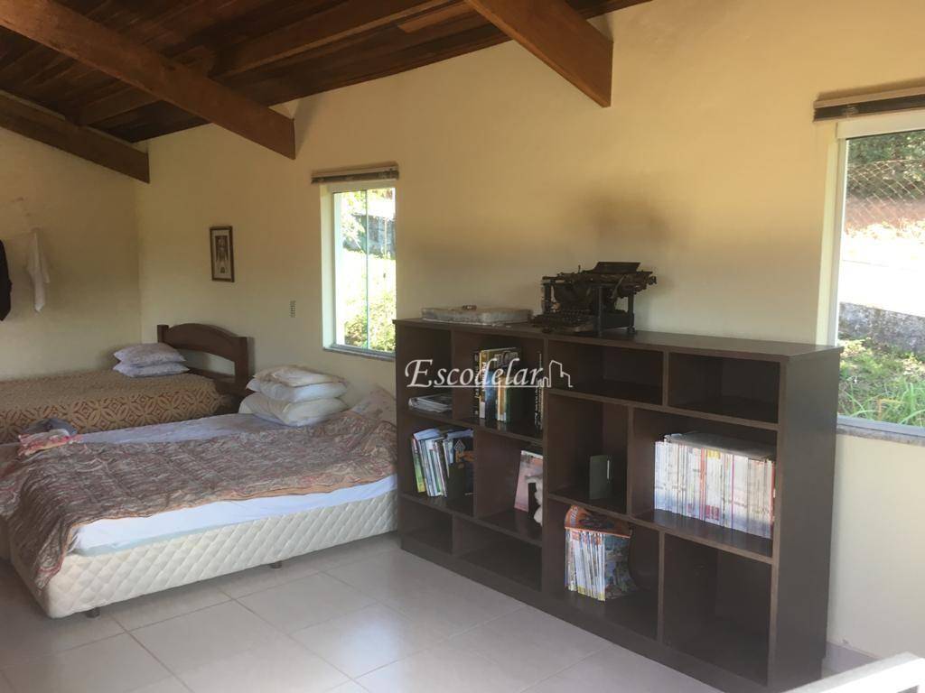 Casa de Condomínio à venda com 4 quartos, 332m² - Foto 10