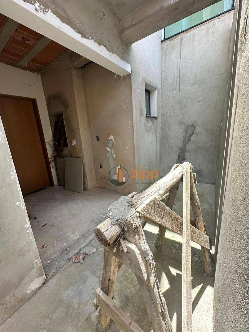 Sobrado à venda com 3 quartos, 256m² - Foto 16