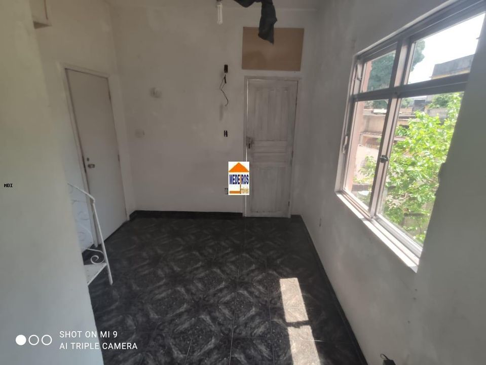 Casa à venda com 4 quartos, 200m² - Foto 21