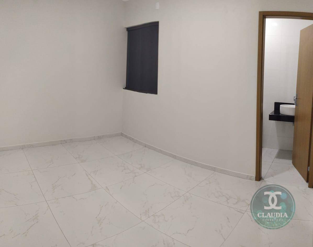 Casa à venda com 3 quartos, 70m² - Foto 1