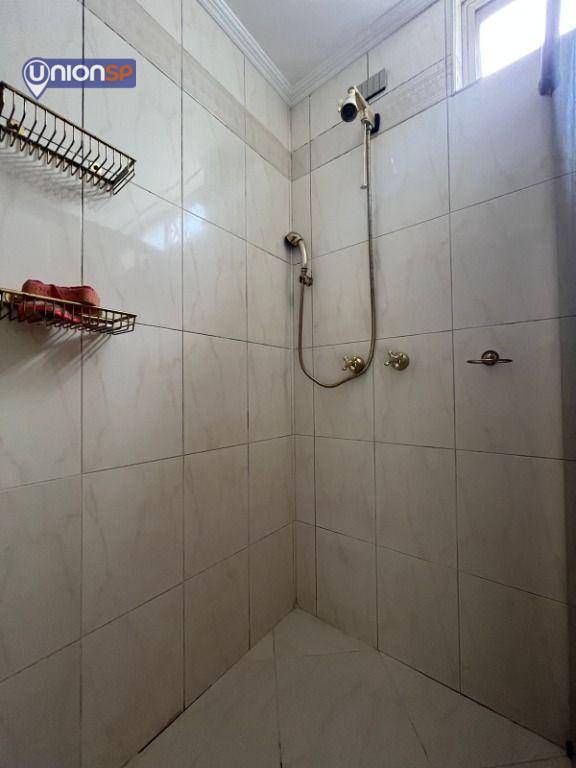 Apartamento à venda com 3 quartos, 200m² - Foto 18