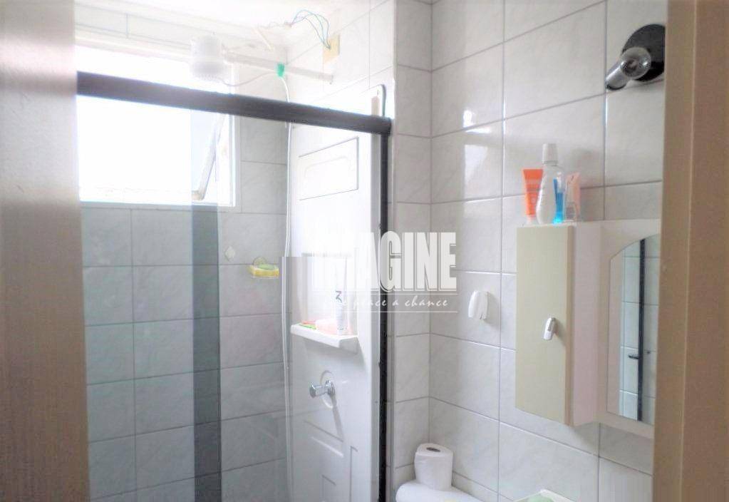 Apartamento à venda com 2 quartos, 47m² - Foto 6