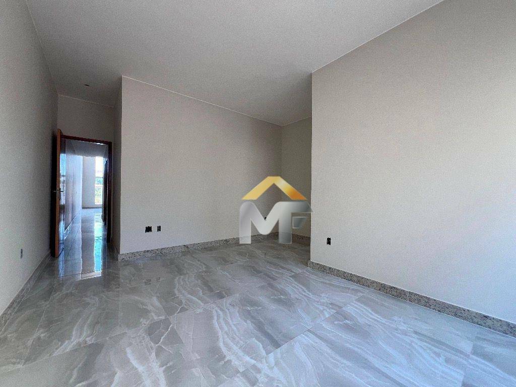 Casa à venda com 3 quartos, 97m² - Foto 18