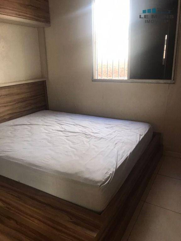 Apartamento à venda com 2 quartos, 48m² - Foto 15