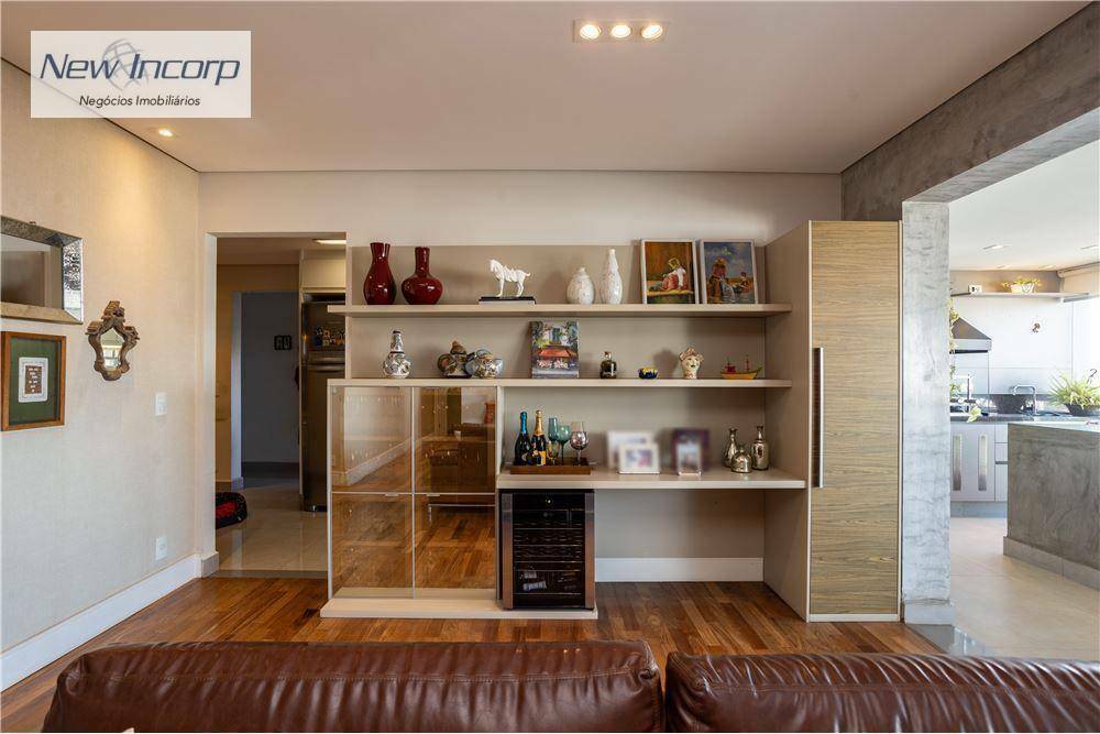 Apartamento à venda com 3 quartos, 179m² - Foto 5