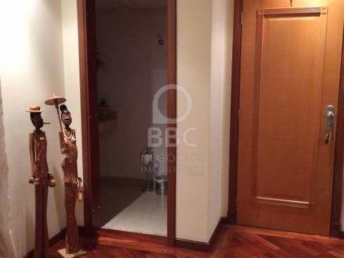 Apartamento à venda com 3 quartos, 165m² - Foto 4