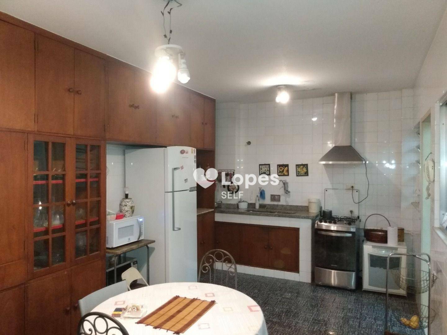 Apartamento à venda com 3 quartos, 145m² - Foto 7