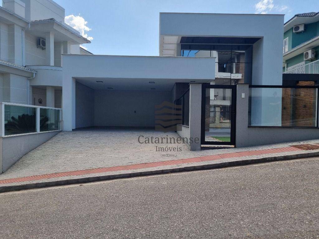 Casa à venda com 3 quartos, 202m² - Foto 3