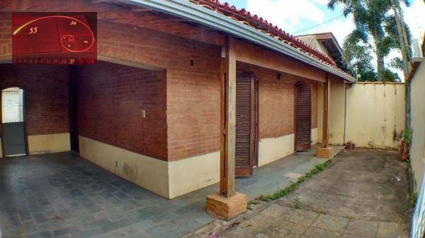 Casa à venda com 2 quartos, 146m² - Foto 1