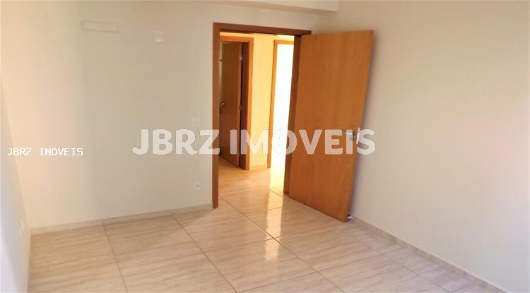 Apartamento à venda com 3 quartos, 80m² - Foto 12