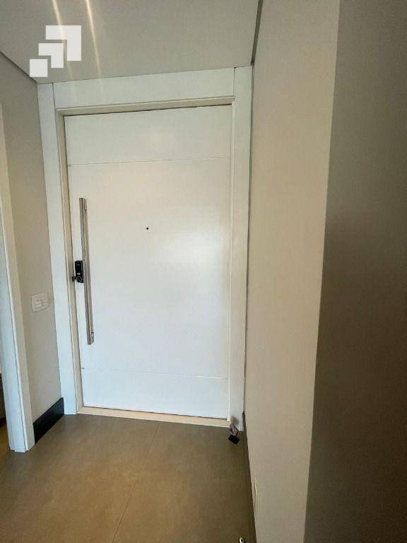 Apartamento para alugar com 2 quartos, 121m² - Foto 25