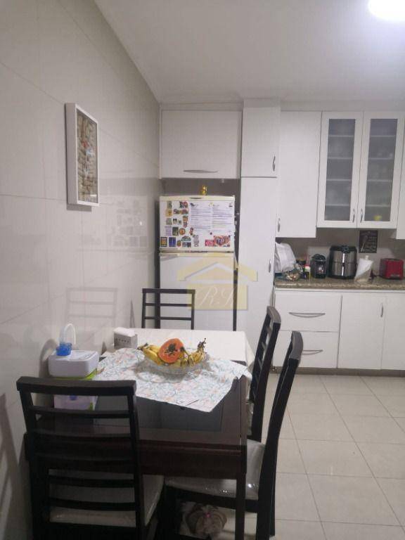 Sobrado à venda com 2 quartos, 158M2 - Foto 4