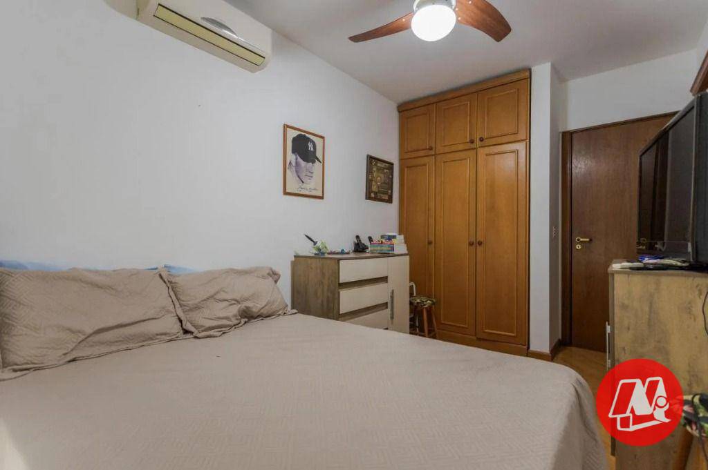 Apartamento para alugar com 3 quartos, 206m² - Foto 7