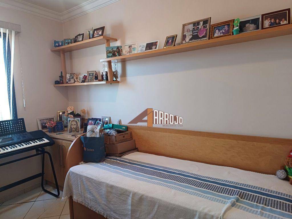 Apartamento à venda com 3 quartos, 100m² - Foto 13