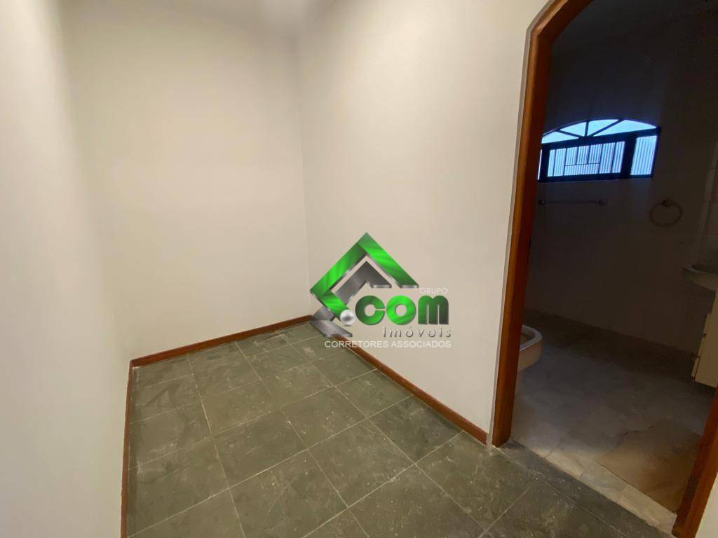 Casa à venda com 4 quartos, 360m² - Foto 15