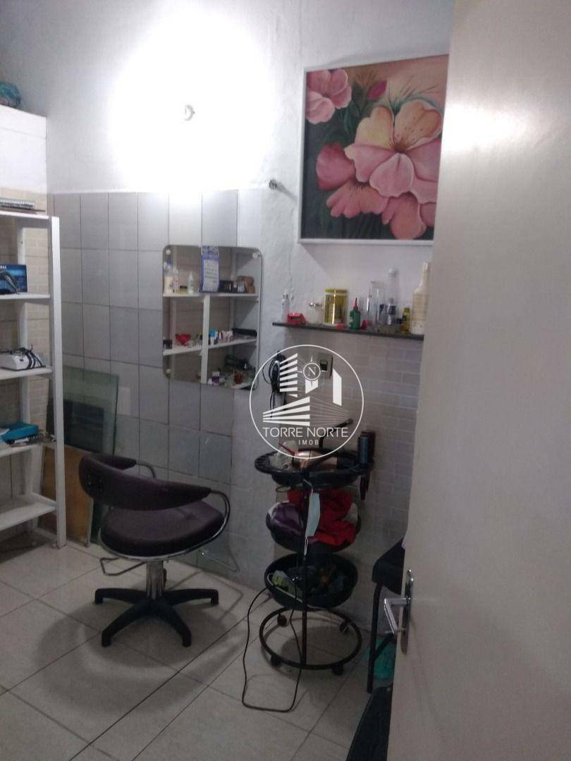 Sobrado à venda com 3 quartos, 150M2 - Foto 4