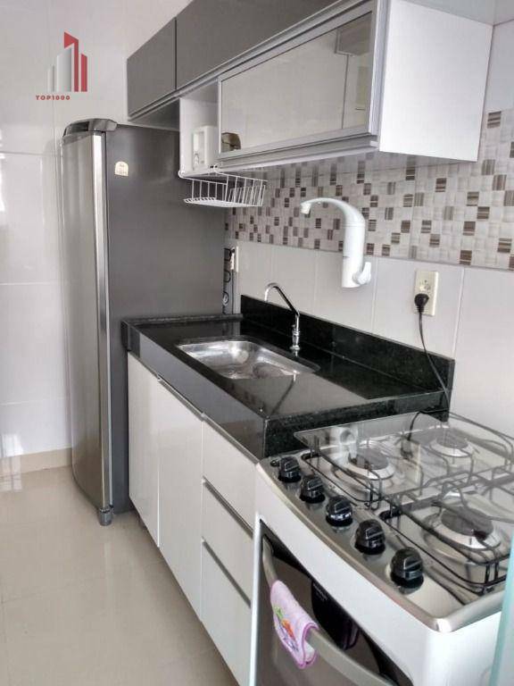 Apartamento à venda com 2 quartos, 45m² - Foto 3