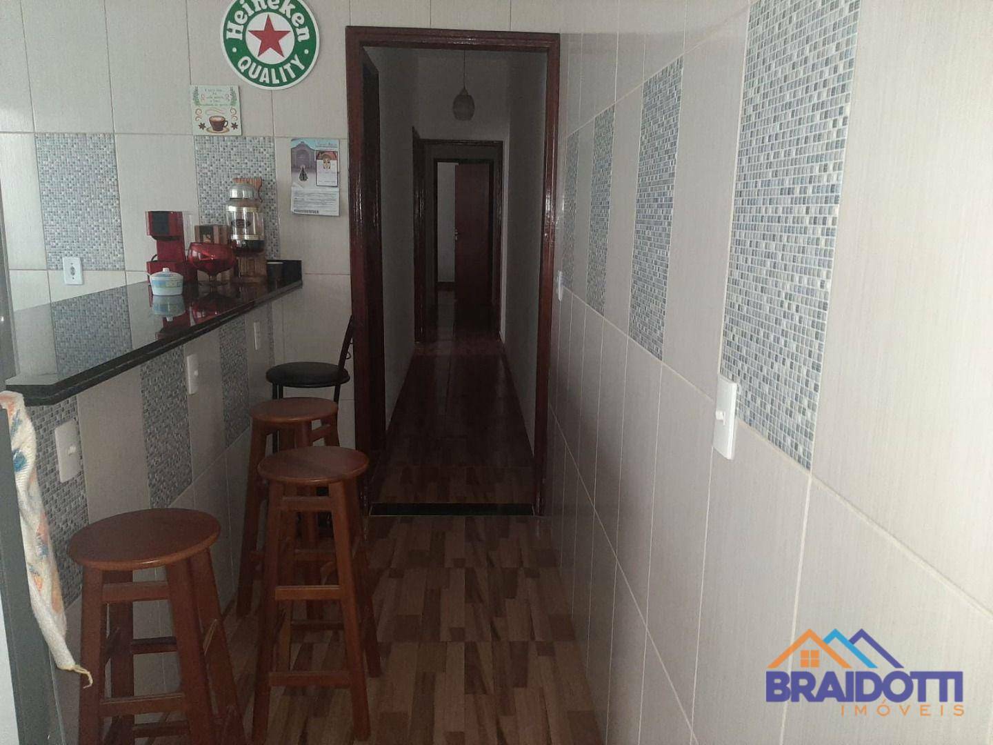 Casa à venda com 3 quartos, 110m² - Foto 5