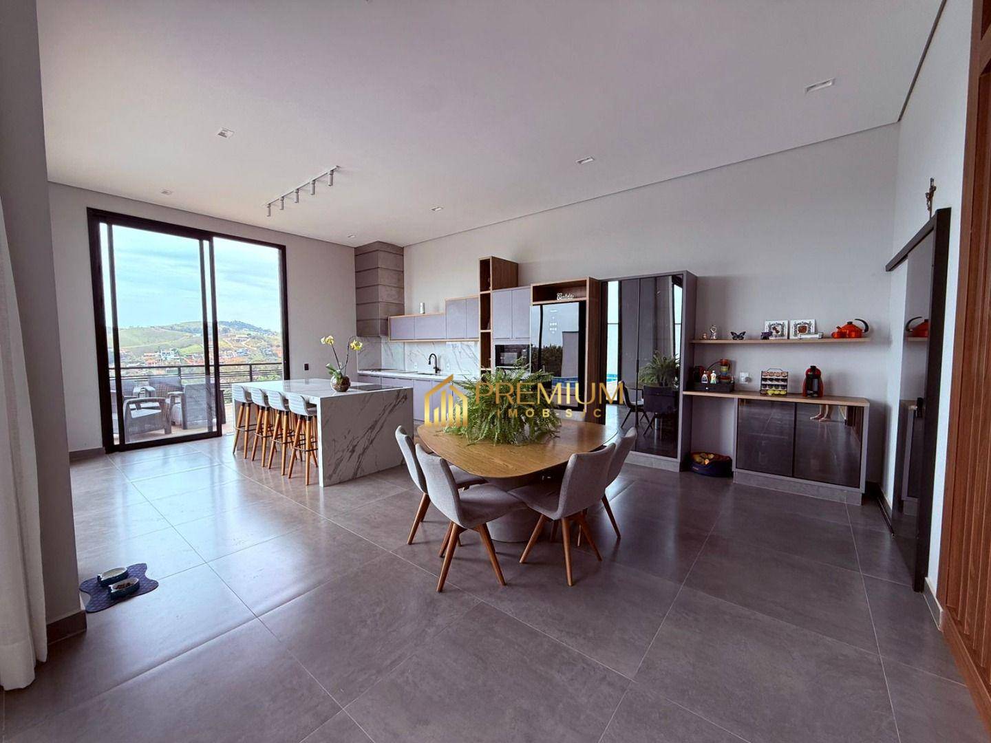 Sobrado, 5 quartos, 360 m² - Foto 5