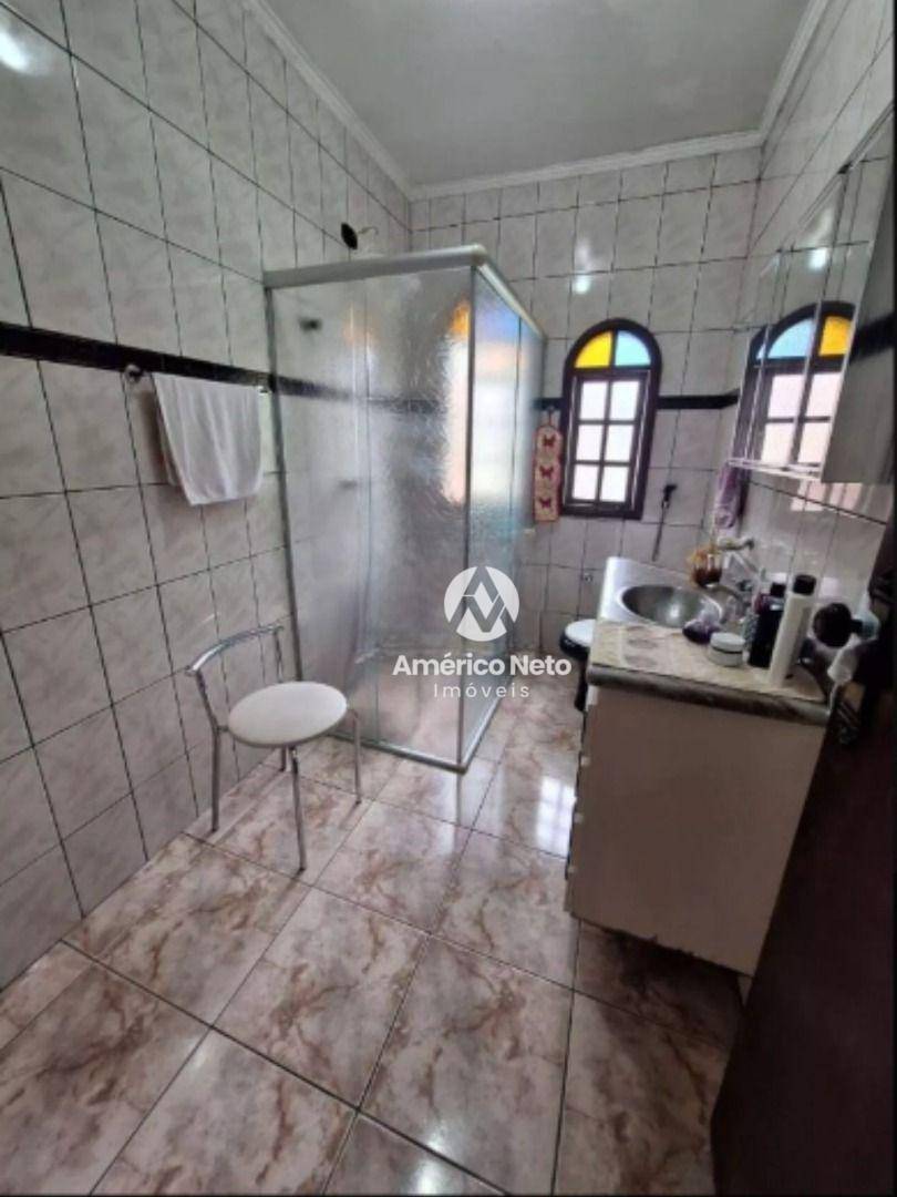 Sobrado à venda com 3 quartos, 243m² - Foto 3