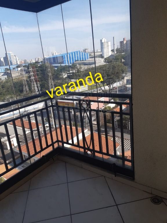 Apartamento à venda com 3 quartos, 70m² - Foto 4