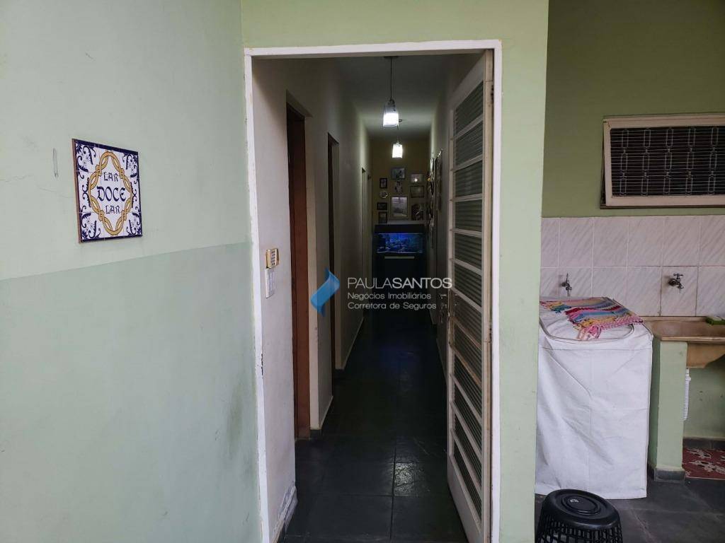 Casa à venda com 2 quartos, 320m² - Foto 22