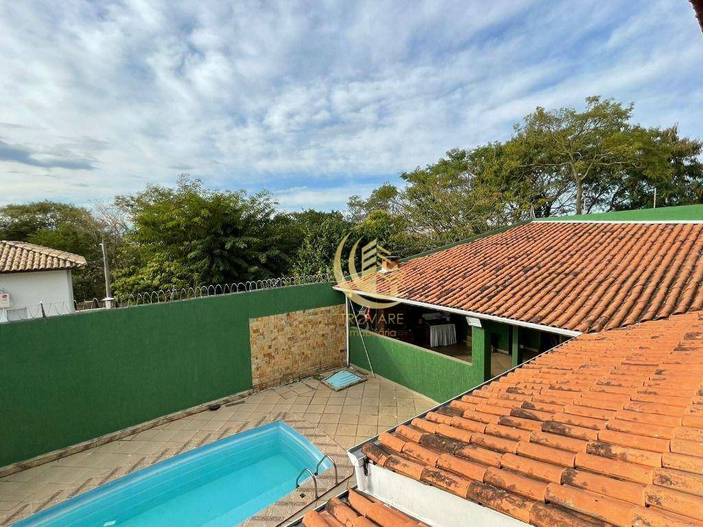 Sobrado à venda com 3 quartos, 245m² - Foto 1