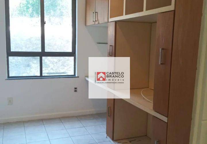 Apartamento à venda com 2 quartos, 85m² - Foto 12