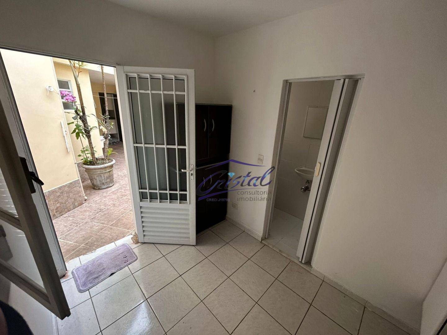 Casa à venda com 4 quartos, 120m² - Foto 9