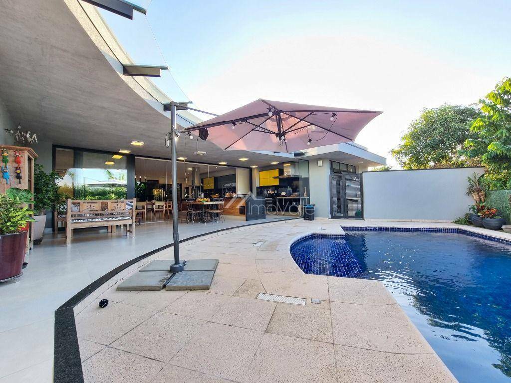 Casa de Condomínio à venda com 5 quartos, 440m² - Foto 58