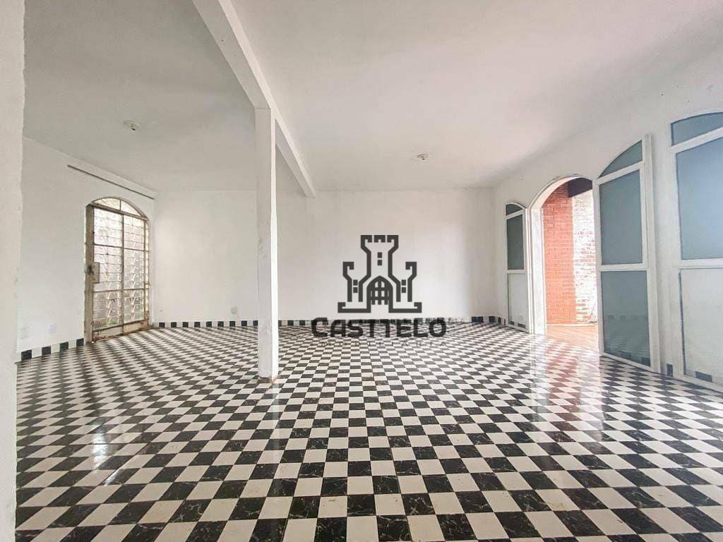 Casa à venda com 3 quartos, 148m² - Foto 3