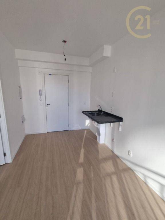 Apartamento à venda com 1 quarto, 30m² - Foto 2