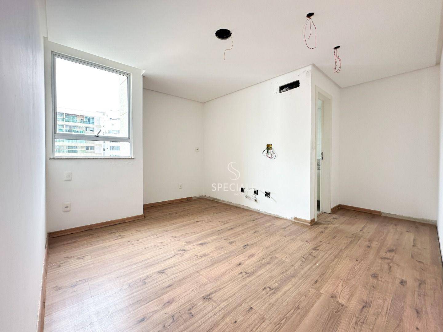 Apartamento à venda com 4 quartos, 250m² - Foto 16