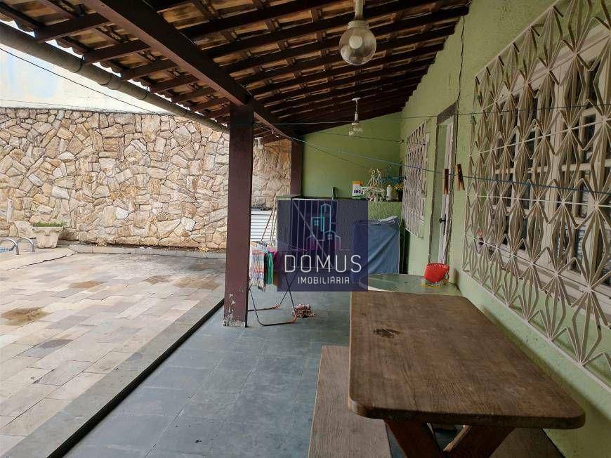 Casa à venda com 3 quartos, 222M2 - Foto 7