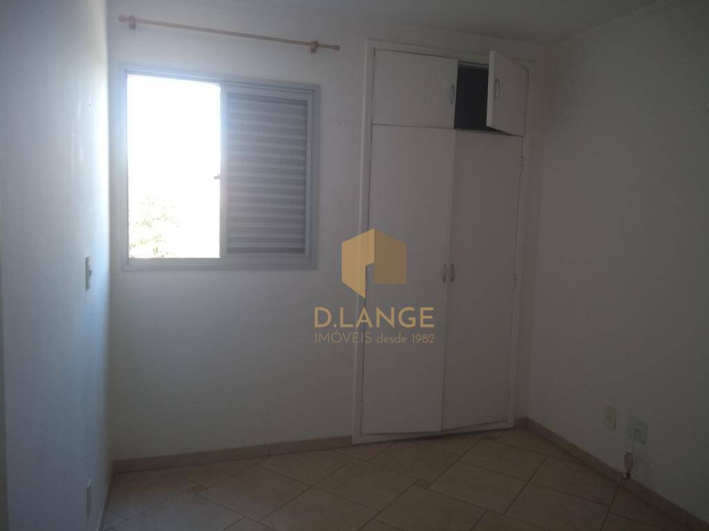 Apartamento à venda com 2 quartos, 72m² - Foto 3