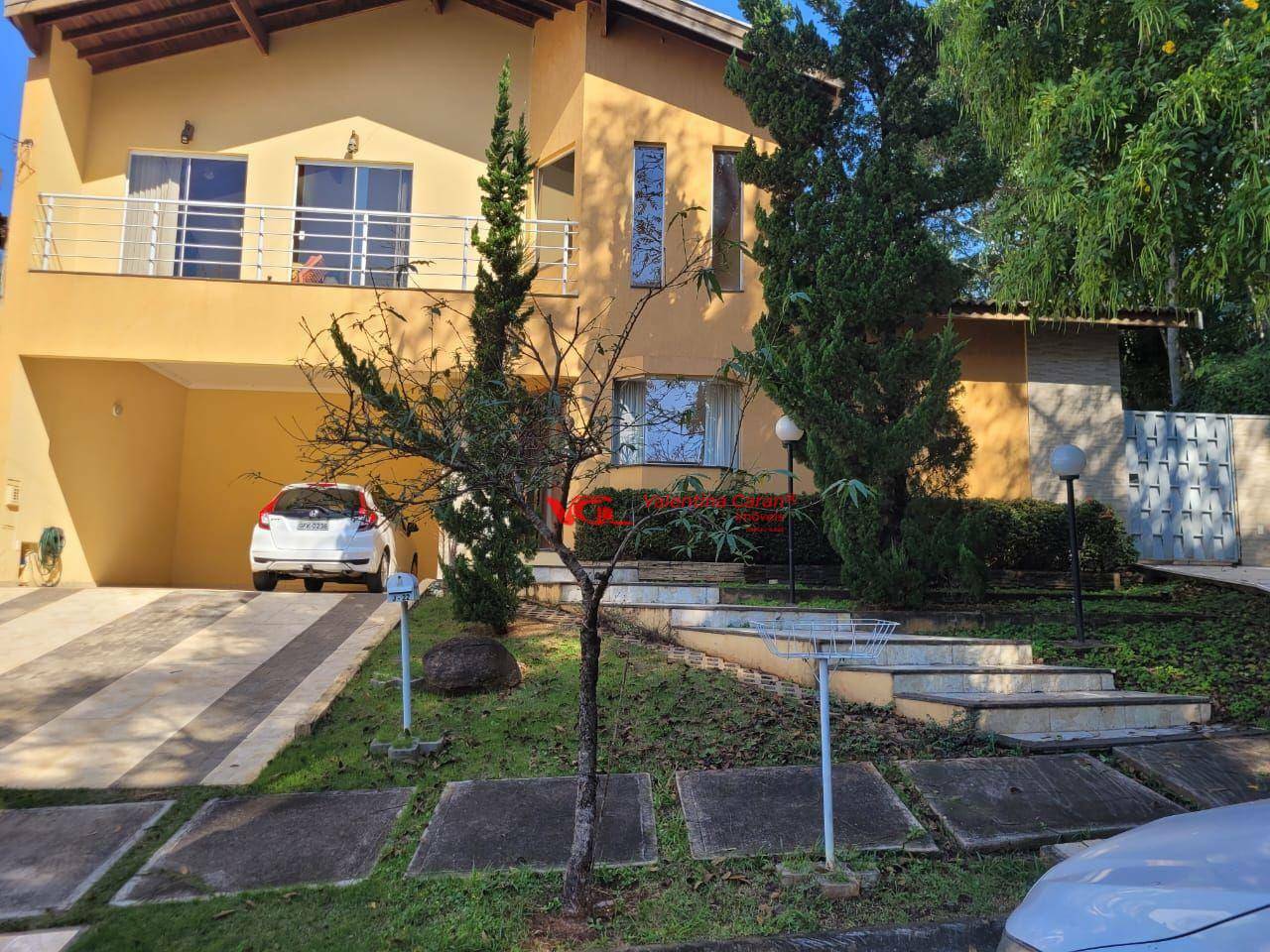 Casa de Condomínio à venda com 4 quartos, 215m² - Foto 1