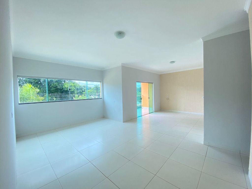 Sobrado à venda com 3 quartos, 174m² - Foto 1