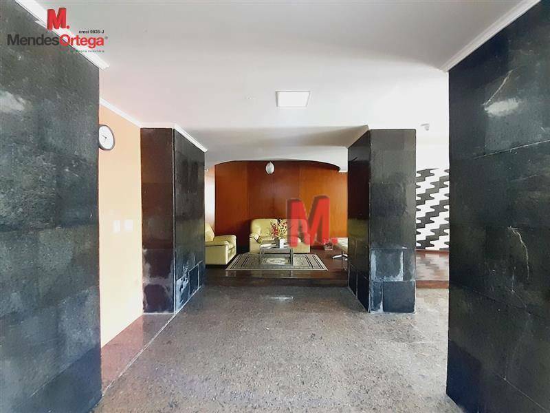 Apartamento à venda com 3 quartos, 183m² - Foto 4